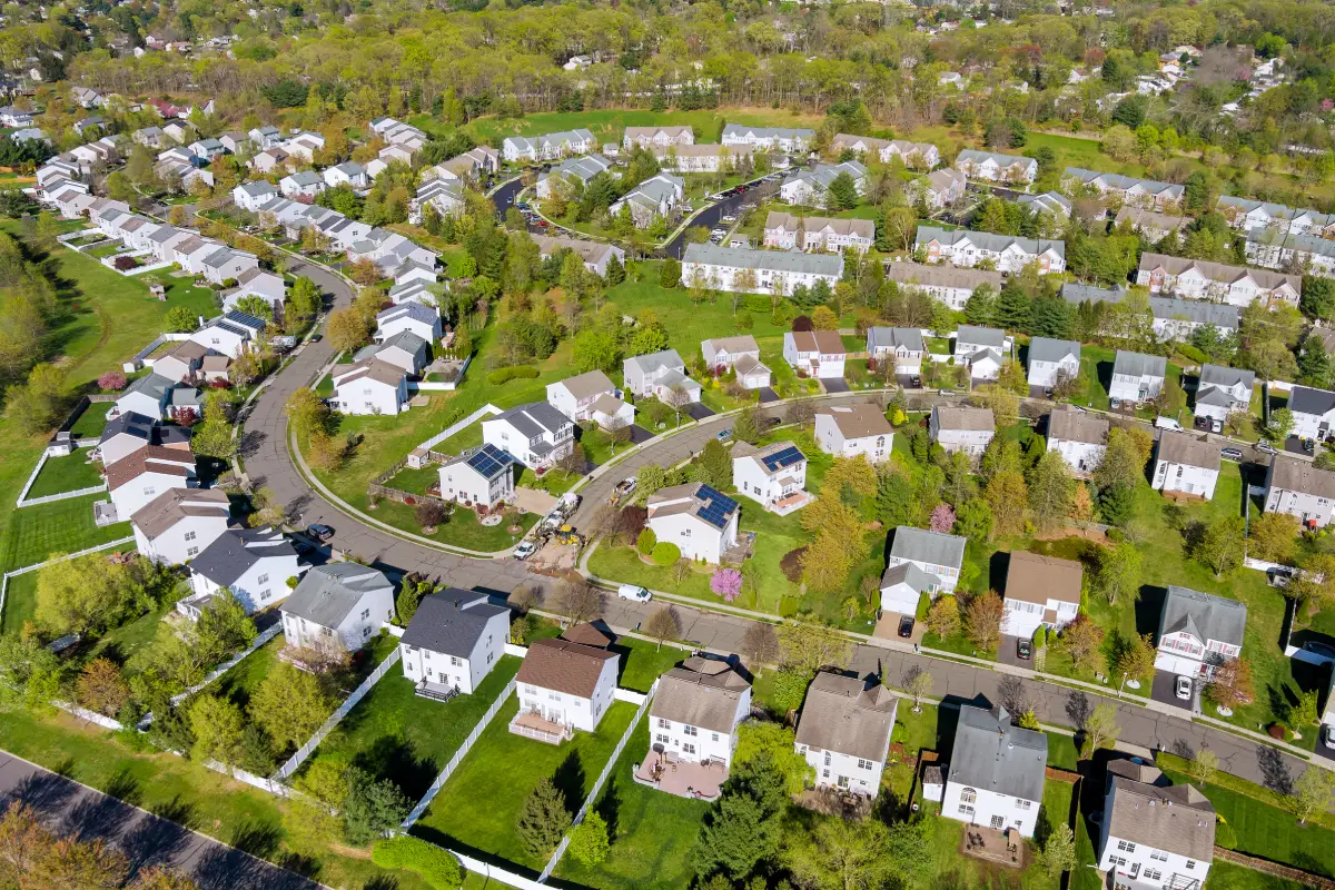 Suwanee HOAs: Effective Approaches to Handling Delinquent Fees While Preserving Community Trust